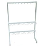 CUELGABOTAS Y DELANTALES